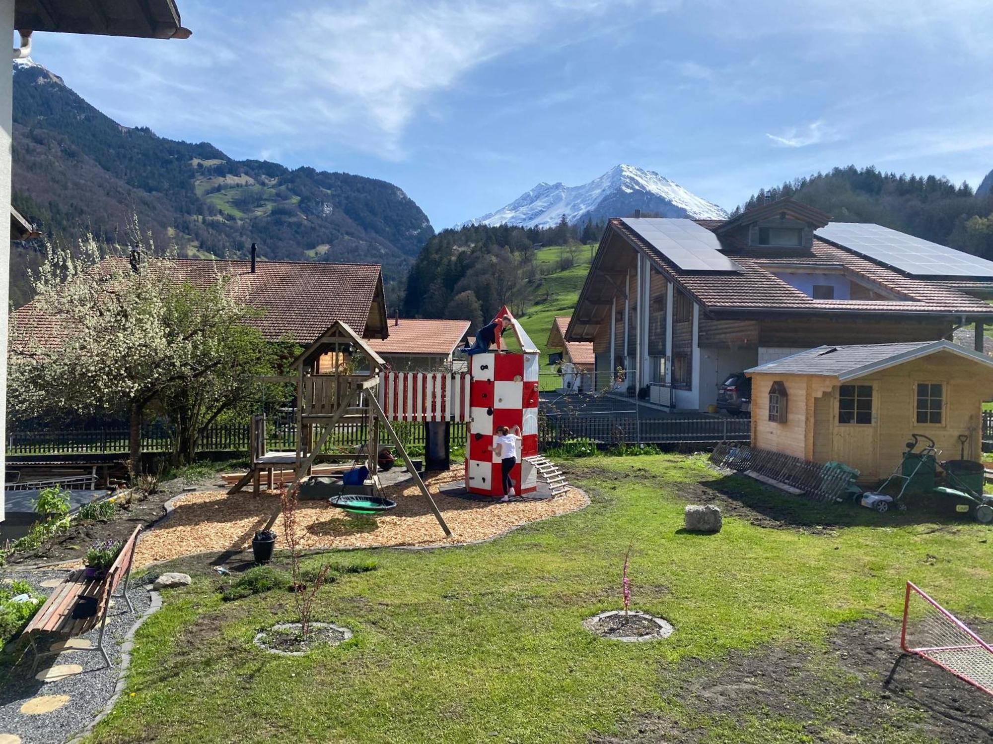 Spring Inn Apartments Meiringen Zewnętrze zdjęcie